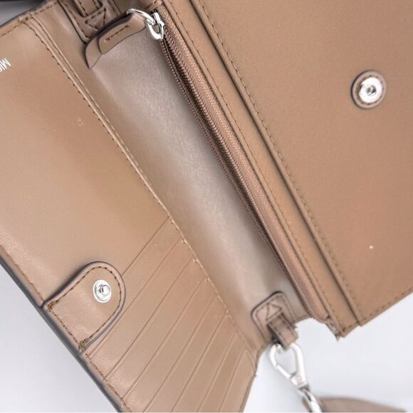 Michael Kors Women's Jet Set Small Nylon Smartphone Crossbody Bag - Picture 13 of 16